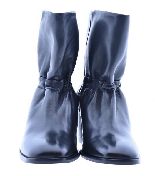 Gallery a10118 1actzaqv