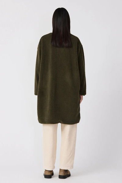 Gallery 1762372244817 t2070 drivotra olivenight fw25 1529 34c08aee 3cb1 486e bee4 431fd277ac3d 720x